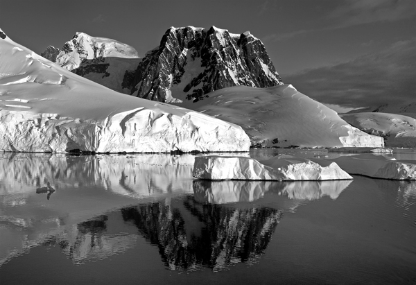 IcetonguesAntarctica2006.jpg